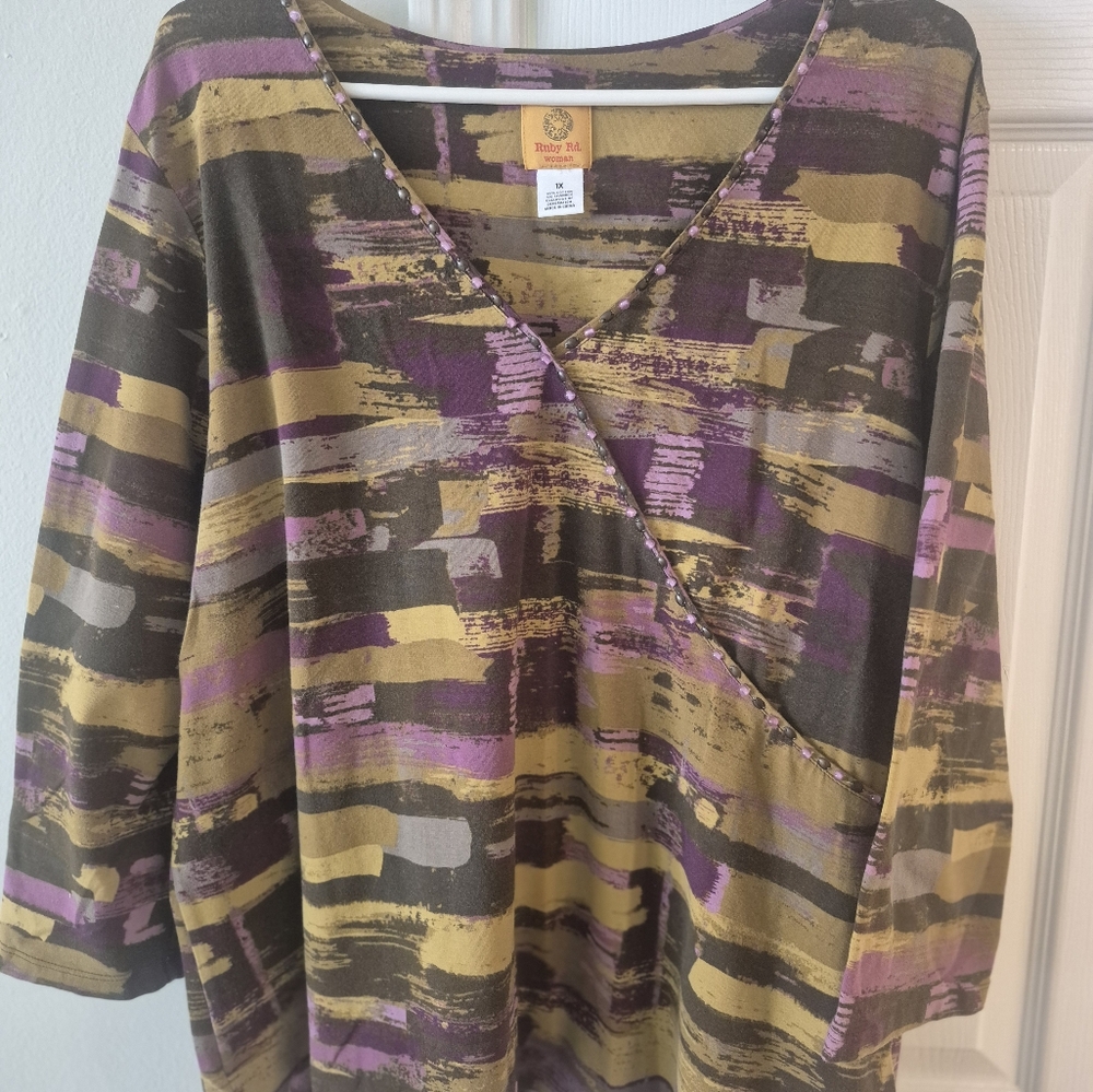 Gorgeous XL Women's Top